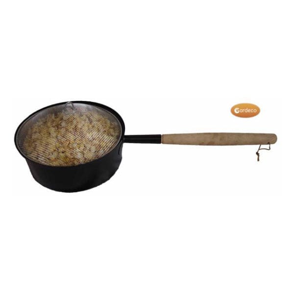 Gardeco Popcorn Pan With Long Handle With Cooked Popcorn Inside | SKU: COOK-POPCORNPAN | Barcode: 5031599045733